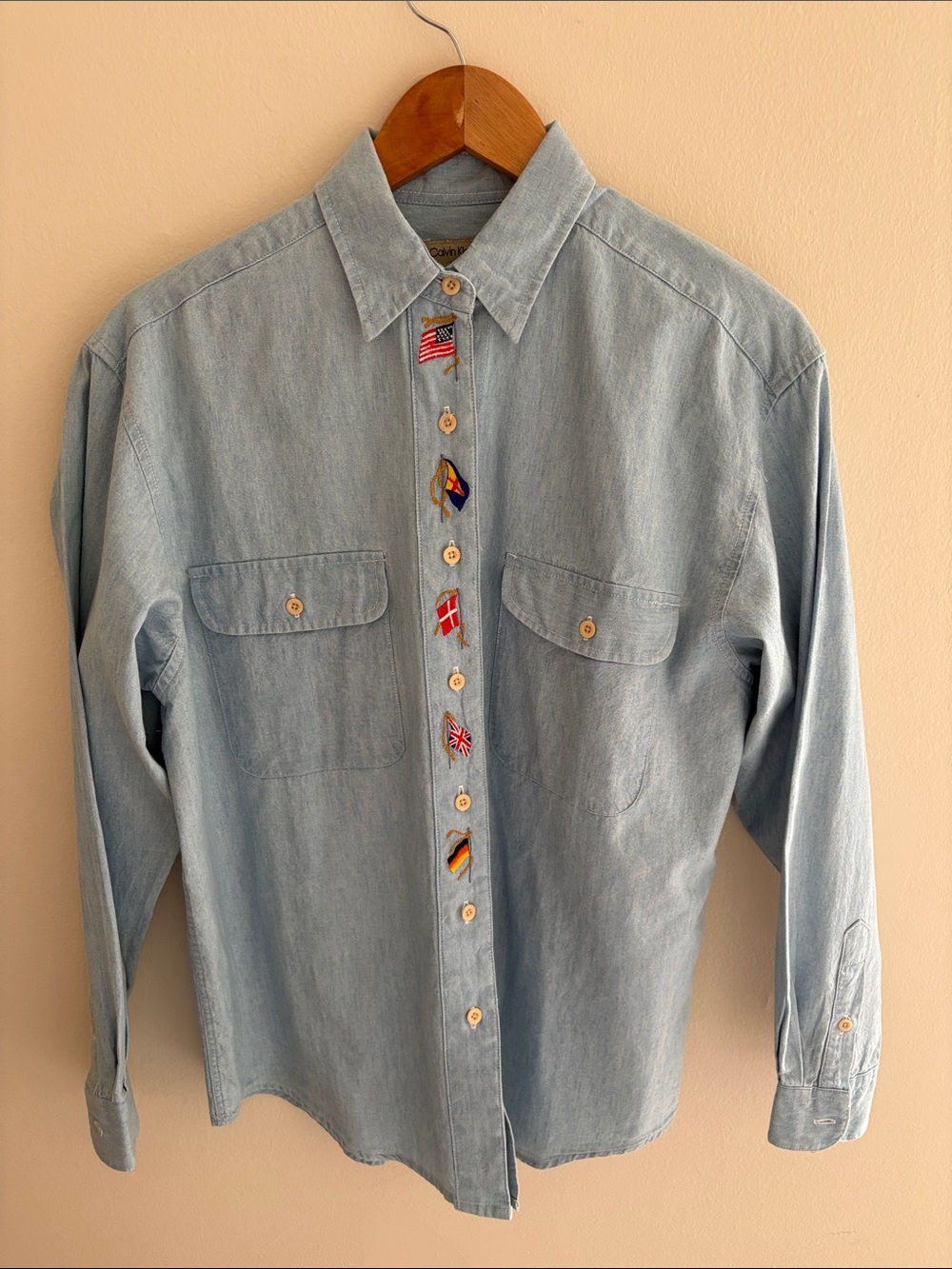 Vintage Light Blue Casual Button-Down Shirt with Flag Embroidery